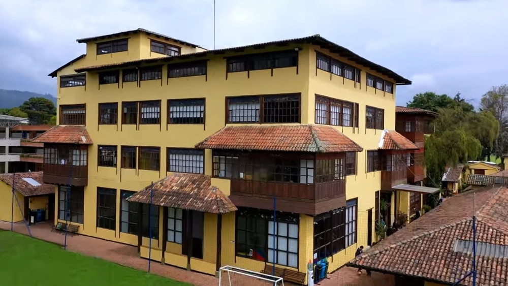 Imagen + Colegio Victoria 