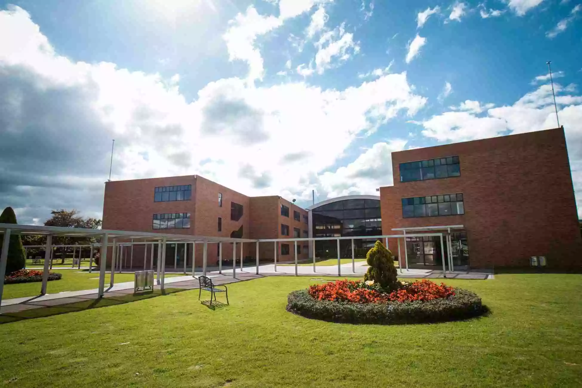 Imagen Colegio Colombo Americano CAS 