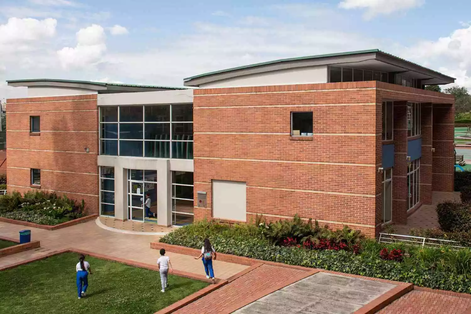 Imagen Gimnasio los Pinos - Bilingüe Internacional