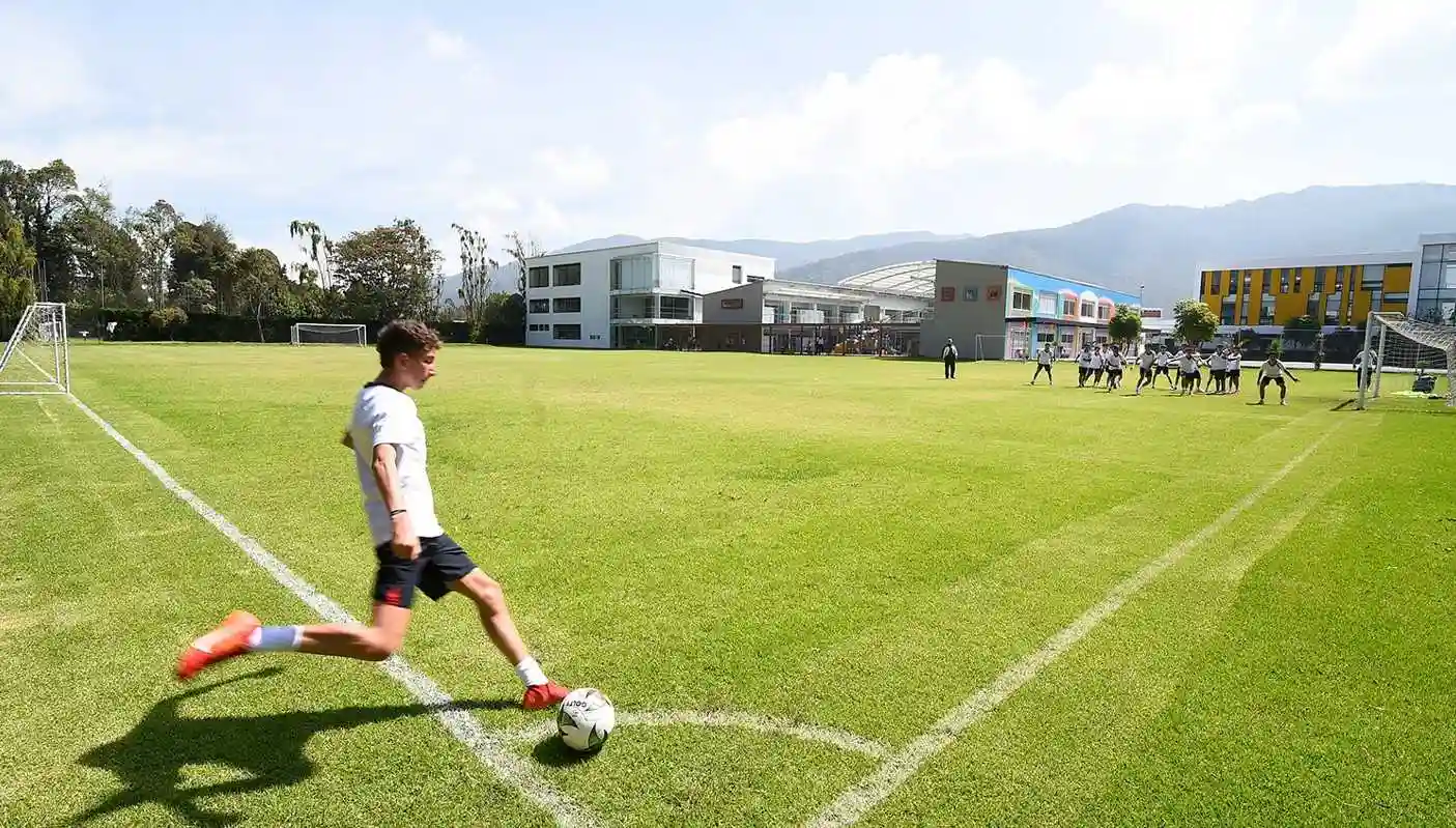Imagen + Colegio Nueva Inglaterra - Bilingüe Internacional 