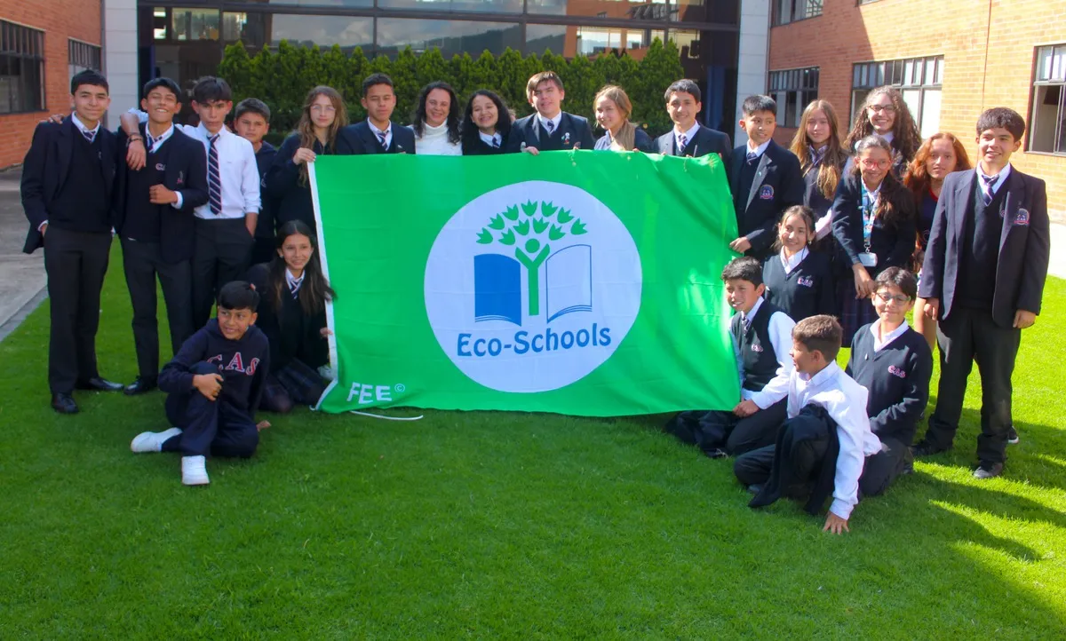 Imagen Colegio Colombo Americano CAS 