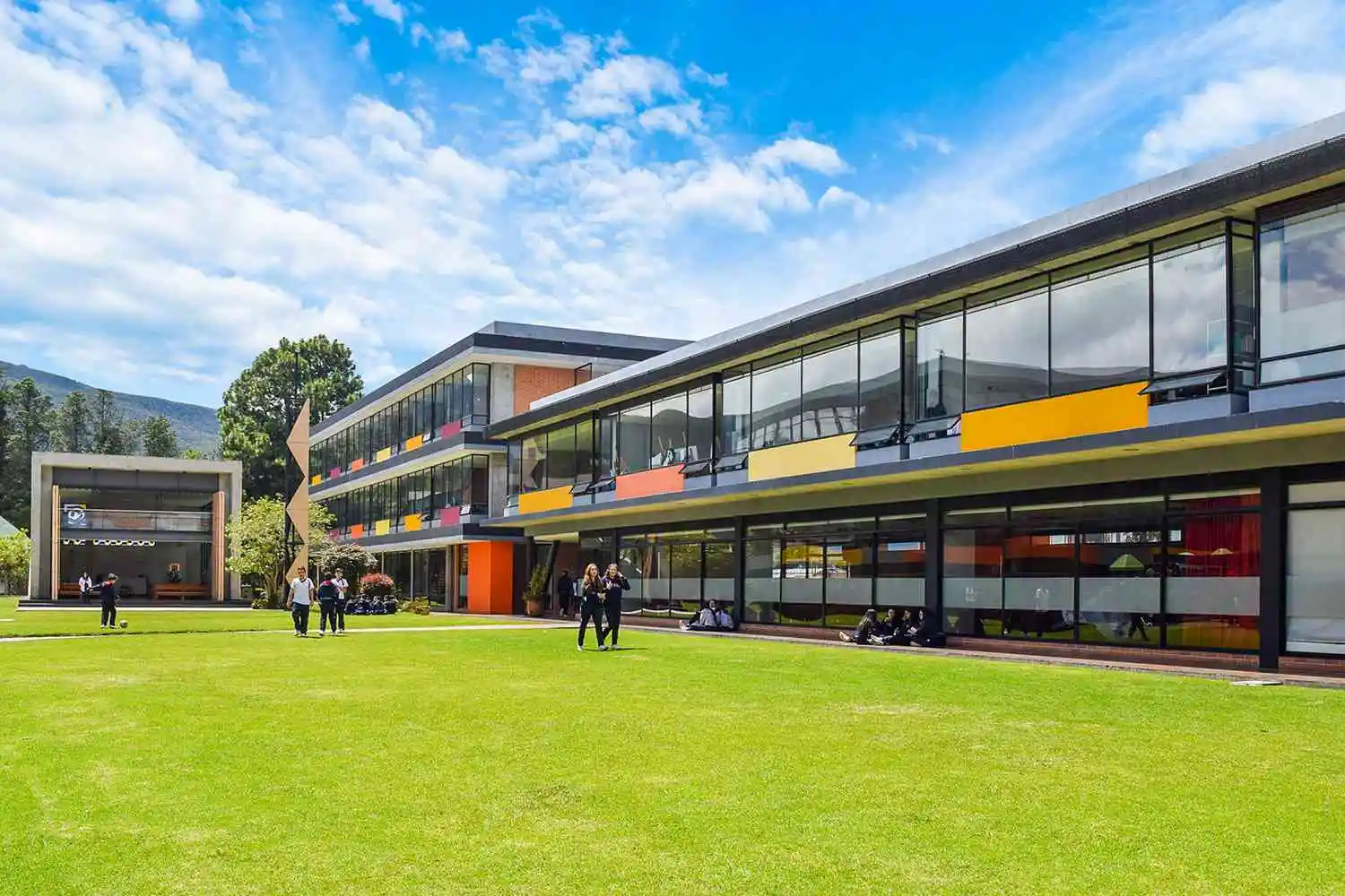 Imagen + Colegio Nueva Inglaterra - Bilingüe Internacional 