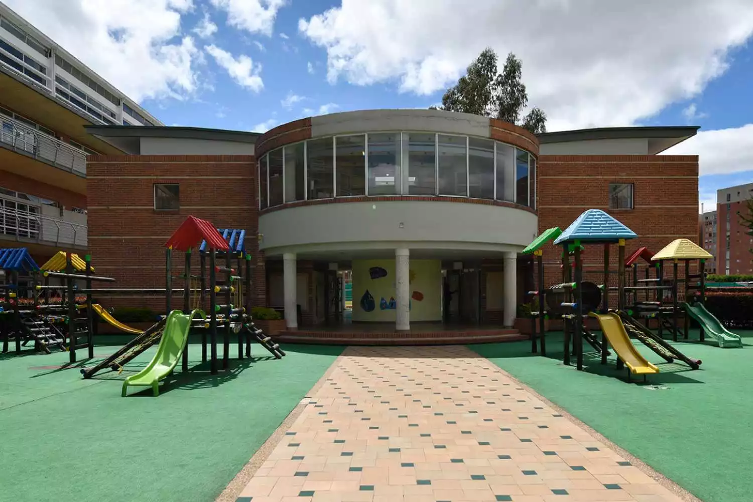 Imagen Gimnasio los Pinos - Bilingüe Internacional